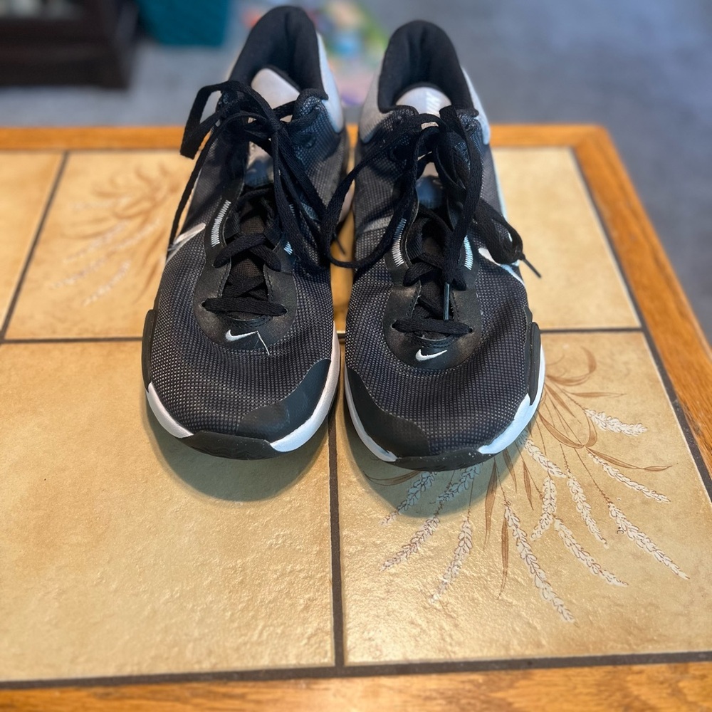 Nike Men’s Size 10 Renew Elevate 3 Lace Up Shoes - Picture 3 of 9
